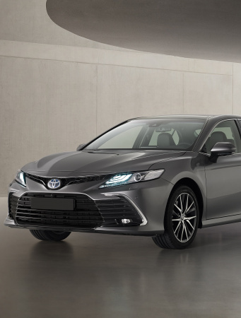 Toyota Camry XV70 (2018-2024)