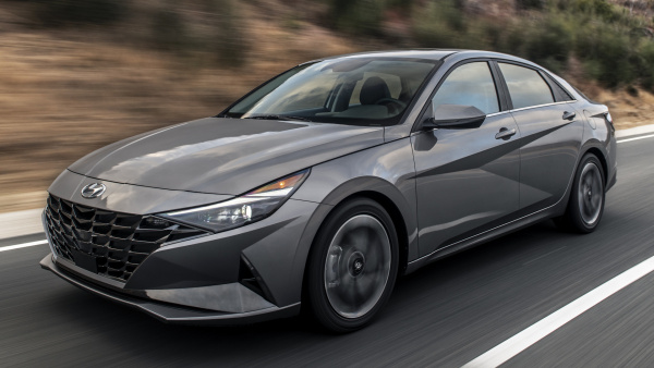 Hyundai Elantra 2021- 2
